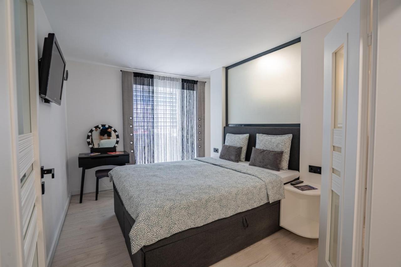 Holiday Apartment *